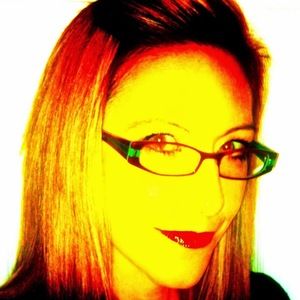 Meet your Posher, Natalie lynn